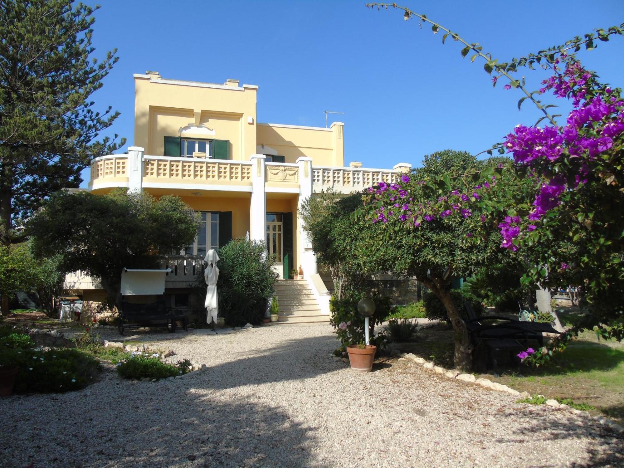 Villino Vanzetti 1930 Cagliari Extérieur photo