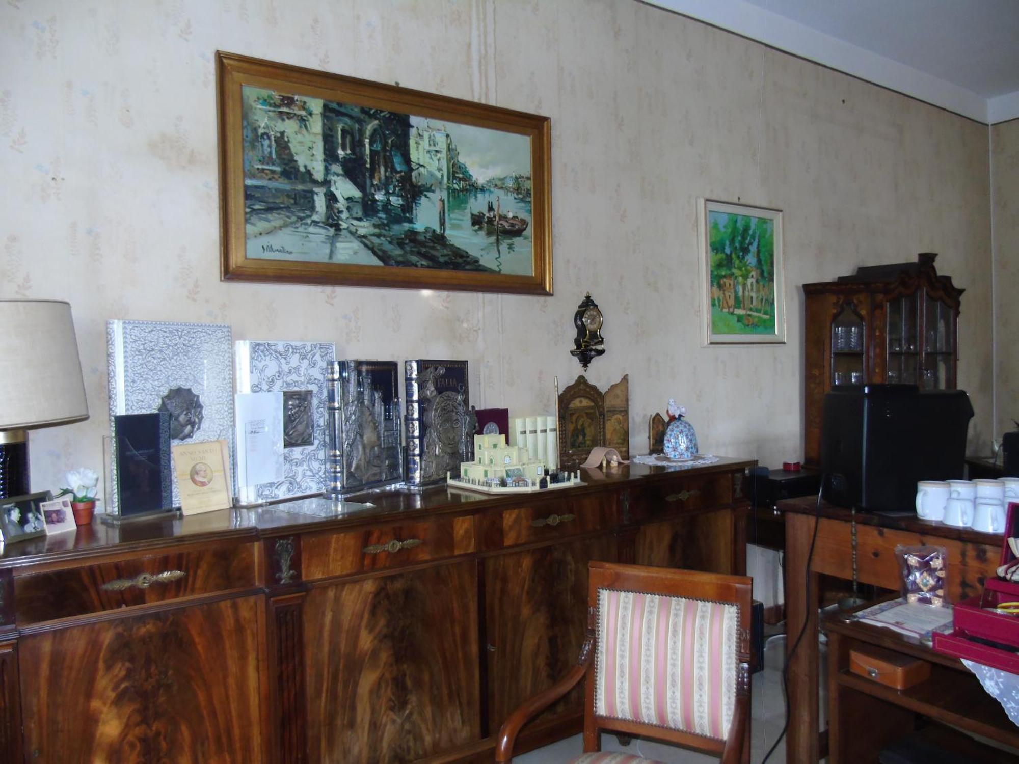 Villino Vanzetti 1930 Cagliari Extérieur photo