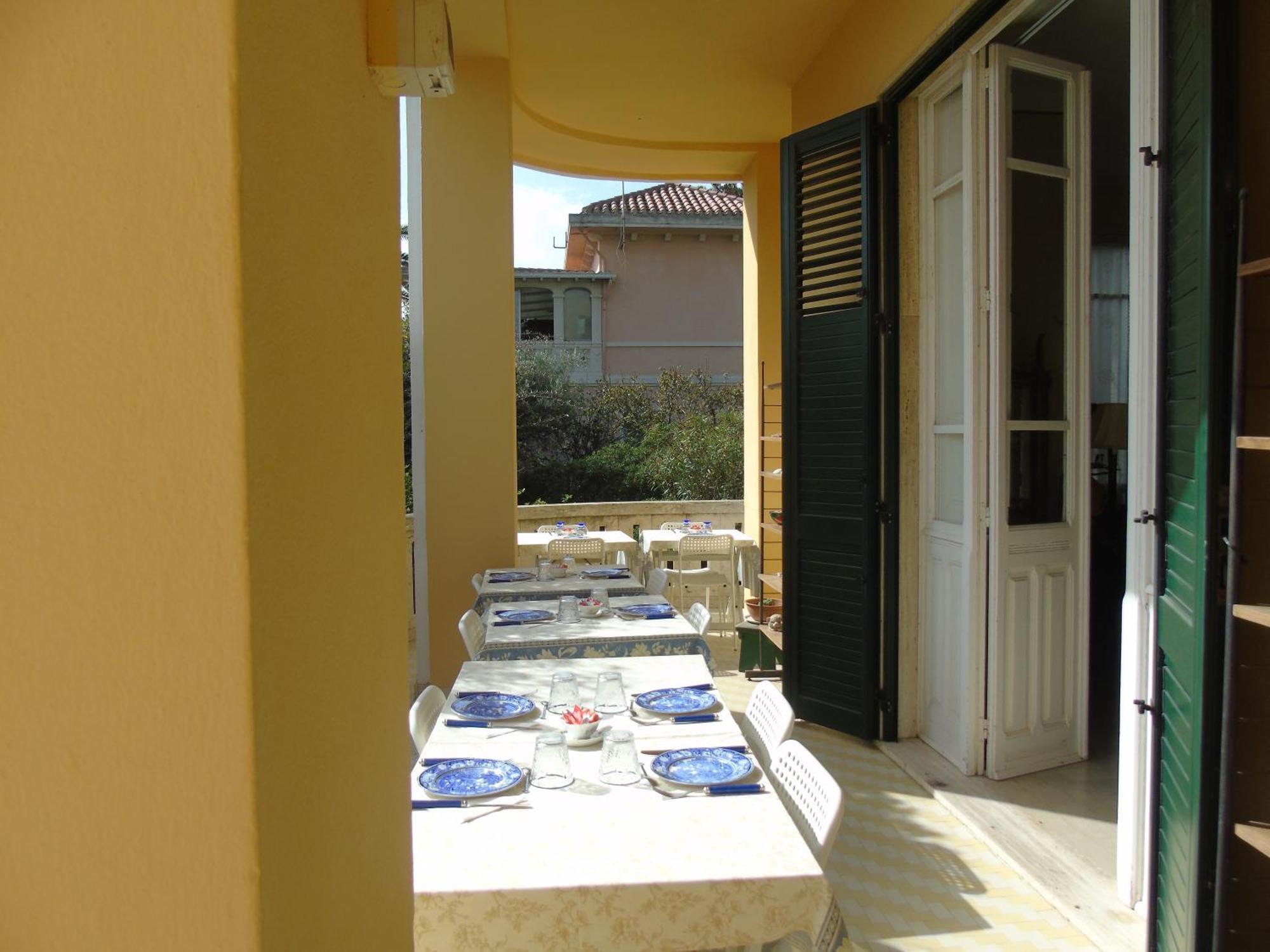 Villino Vanzetti 1930 Cagliari Extérieur photo